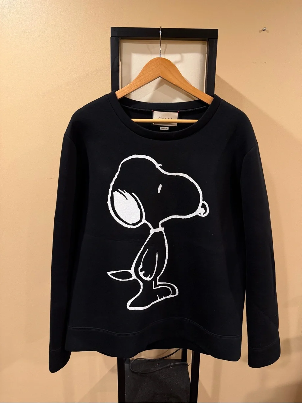 Gucci 2016 Snoopy Peanut / Tiger Embroidery Black Crewneck Sweatshirt